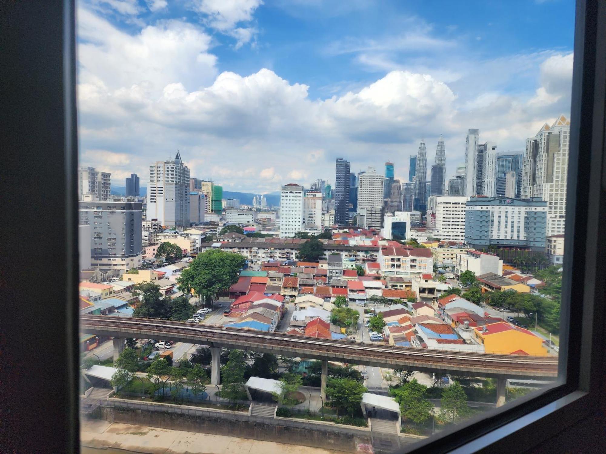 Regalia Suites Kuala Lumpur Klcc Екстериор снимка